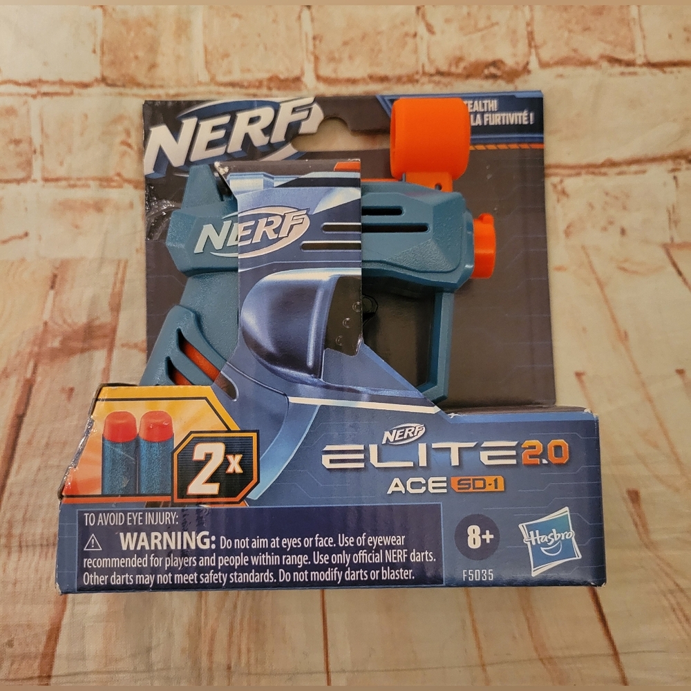 Nerf Elite 2.0 Ace SD-1 Blaster and 2 Official Nerf Elite Darts - New